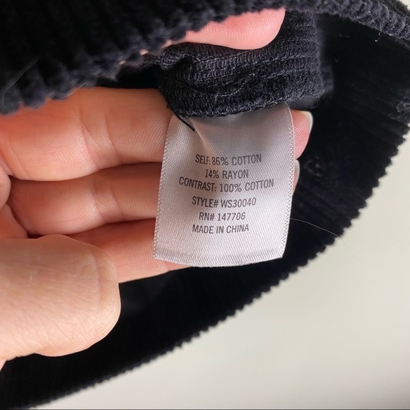 Blue Rain: Francesca's Velvet Zipper Front Pocket Ribbed Mini Skirt Black (NWT) - Picture 6 of 6